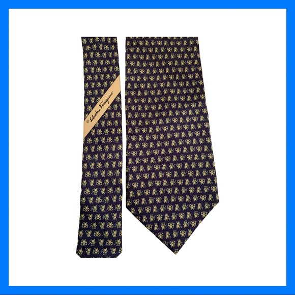 SOLD Salvatore Ferragamo Men’s Silk Tie Blue Mo… - Picture 2 of 12
